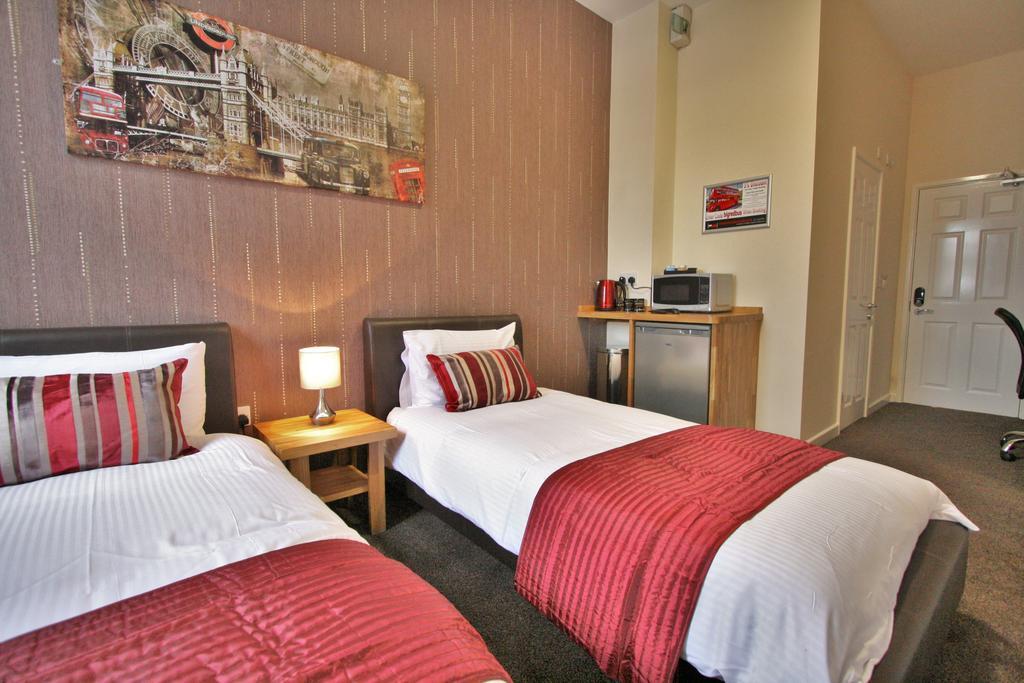 Central Hotel Gloucester By Roomsbooked Oda fotoğraf